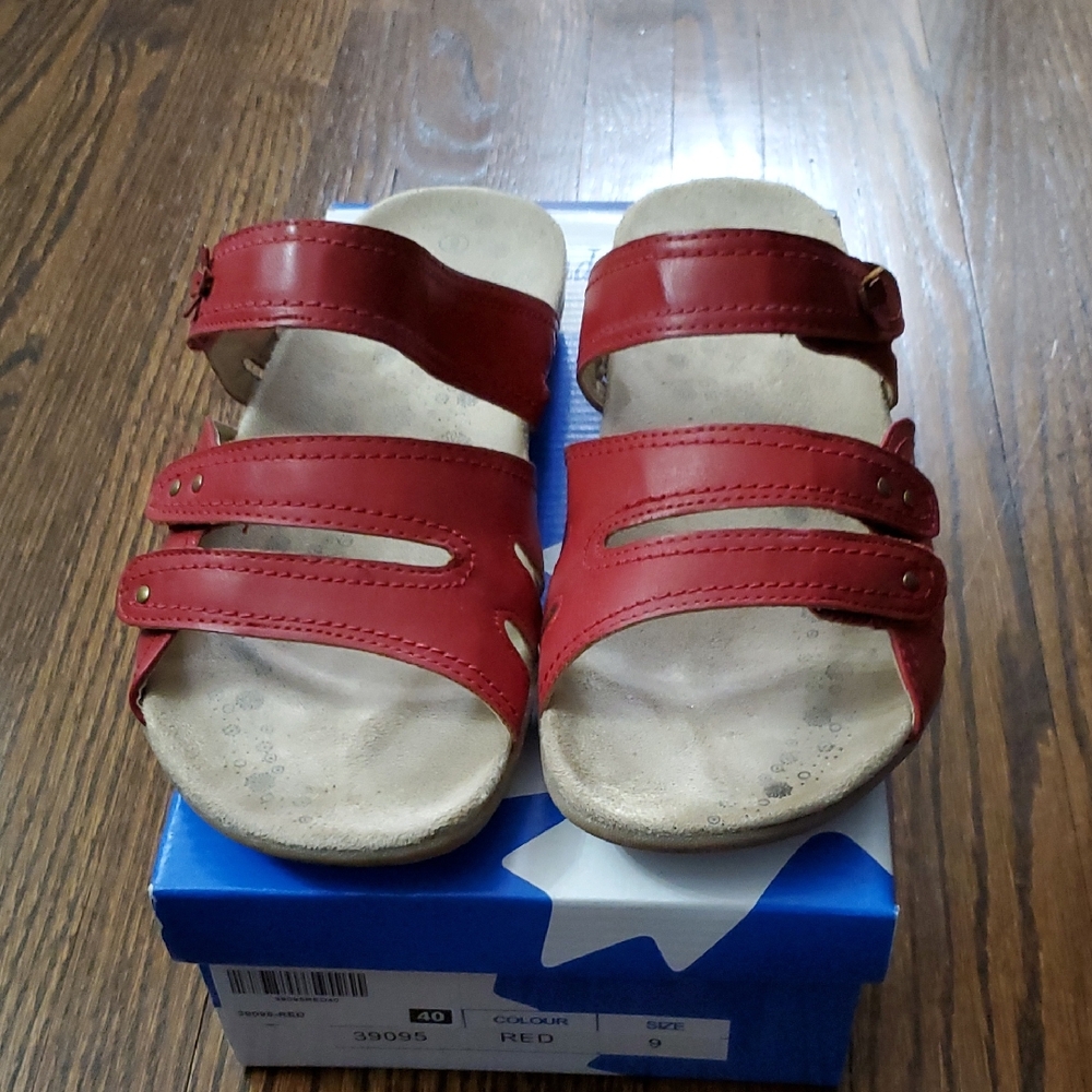 Elegant Red Women's Sandals